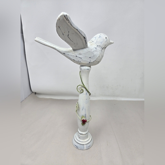 Bird In Flight Wood Look White Farmhouse Decor Distressed Painting 12.5x7x6 - Picture 3 of 13